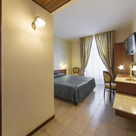 Hotel Grand 4*