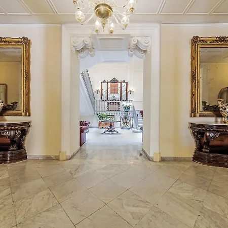 Hotel Grand 4*