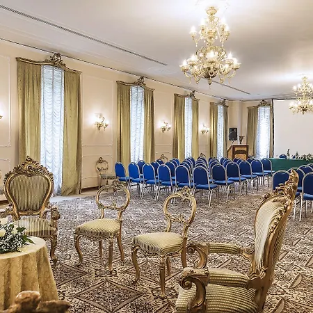 Grand Hotel 4*