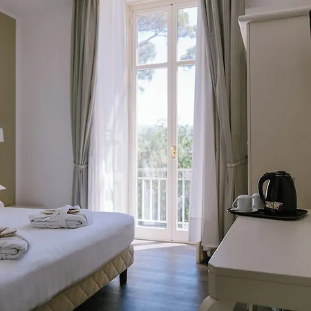 Grand Hotel 4*