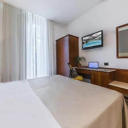 Grand Hotel 4*